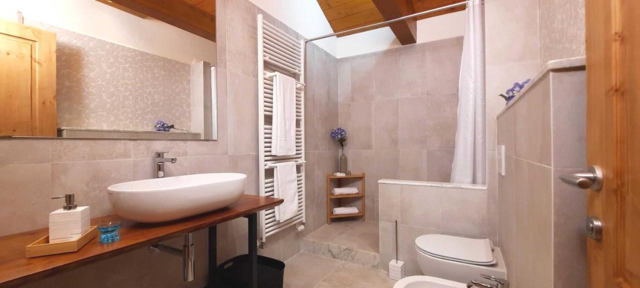 Camere B81 di Strain Neva San Dorligo della Valle Buitenkant foto